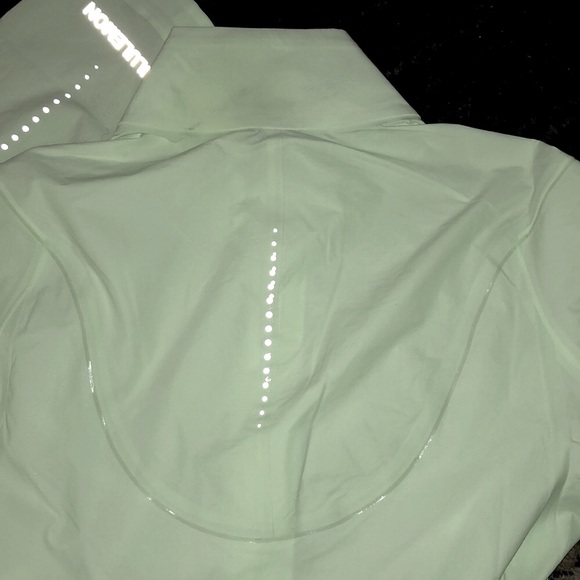 lululemon (0) Fast and Free Windbreaker - Picture 14 of 15